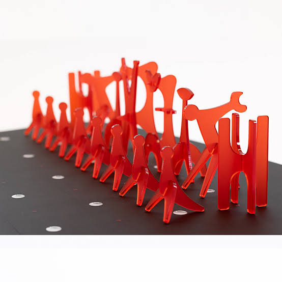 Isamu Noguchi chess pieces