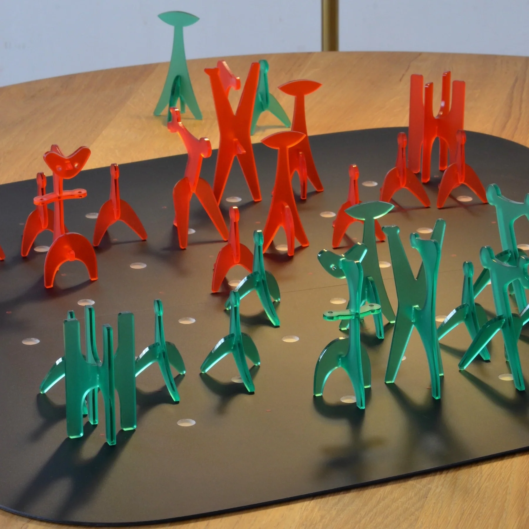 Isamu Noguchi chess set overview
