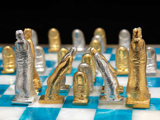 Salvador Dalí Fingers Chess Set