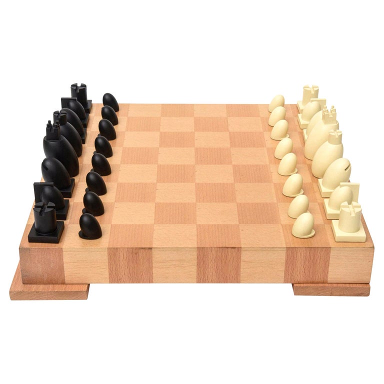 Michael Graves chess board