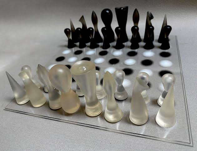 Karim Rashid chess set detail