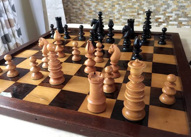 Calvert chessmen board