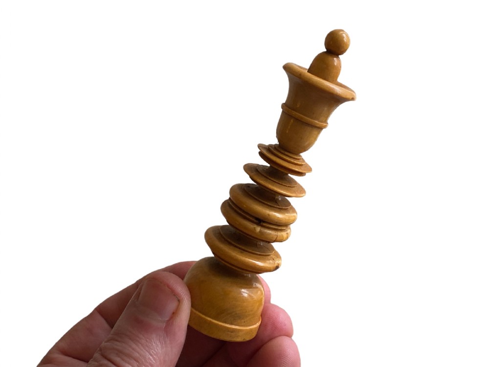 Calvert chess set